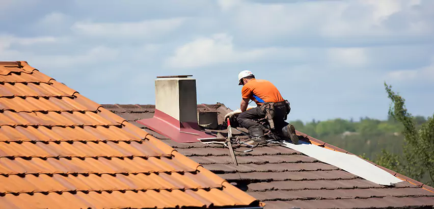 Cedar Roof Maintenance in Tuckahoe