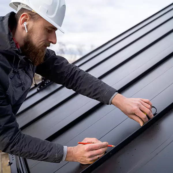 Why Tuckahoe Property Owners Choose Tuckahoe Roofing for Tin Roof Repair service?